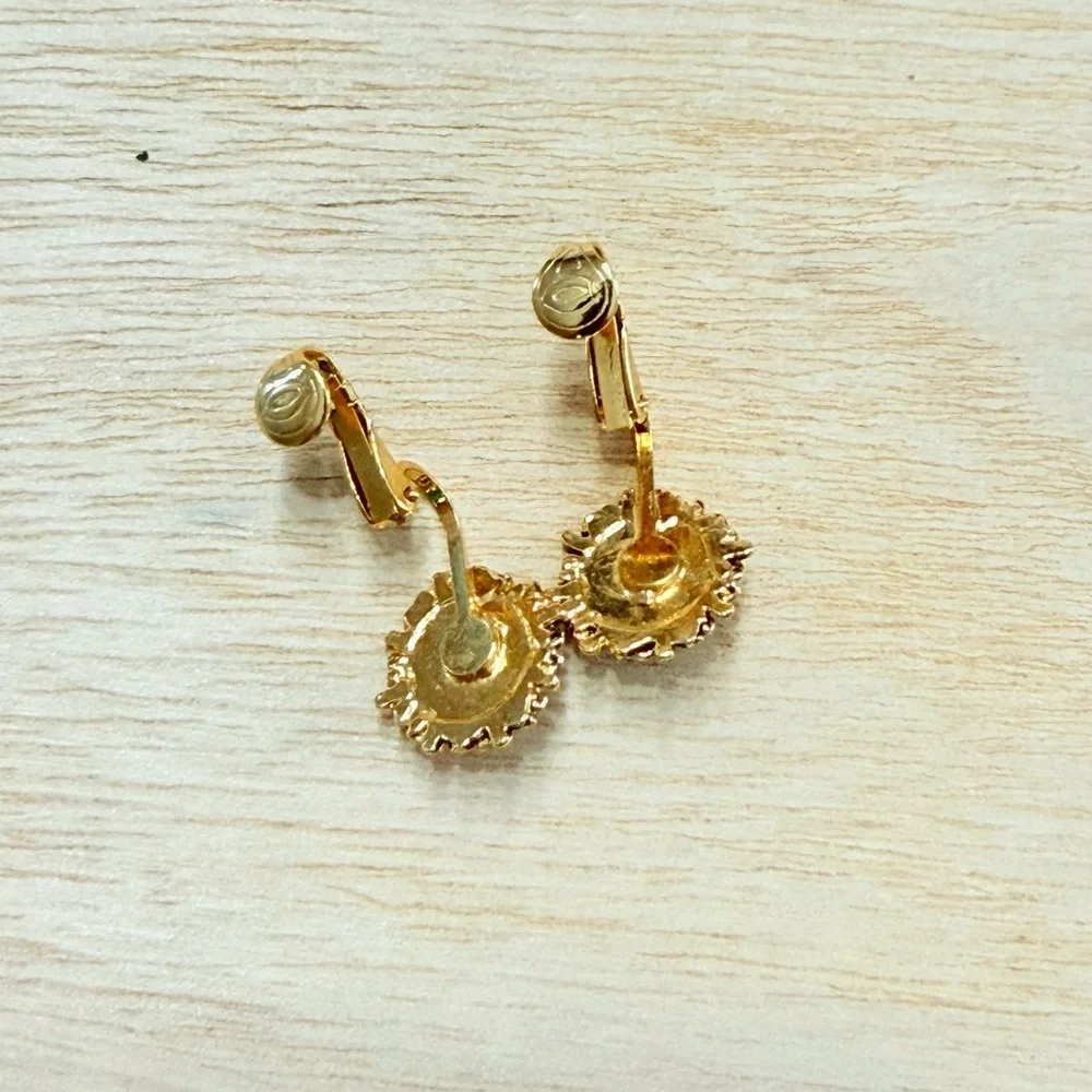 Vintage Gold and Green Clip On Earrings